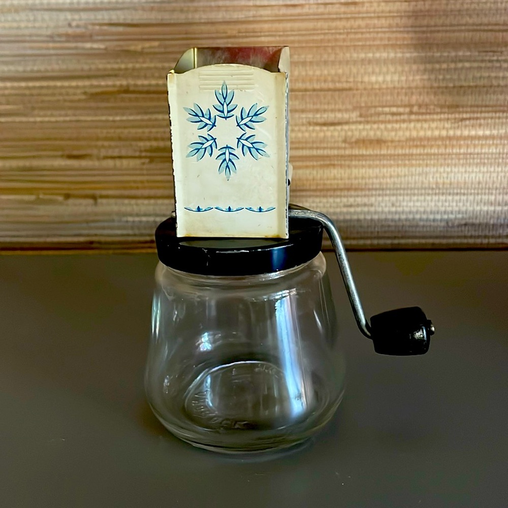 Vintage Androck Tin Top Nut Spice Chopper Grinder w/Hazel Atlas Jar 6 inch
